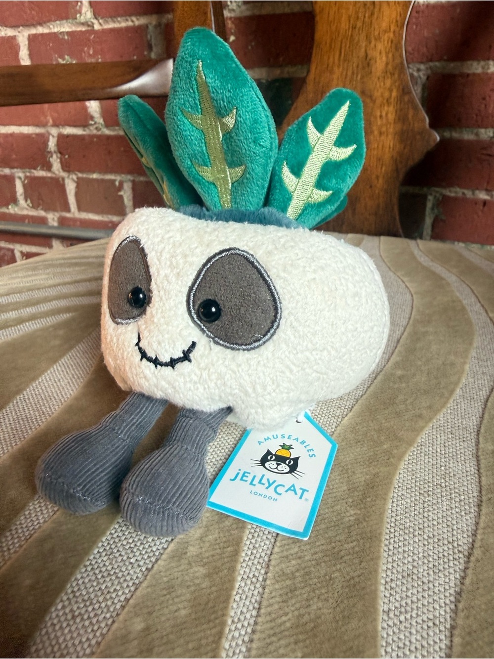 JELLY CAT AMUSABLE SKULL PLANTER